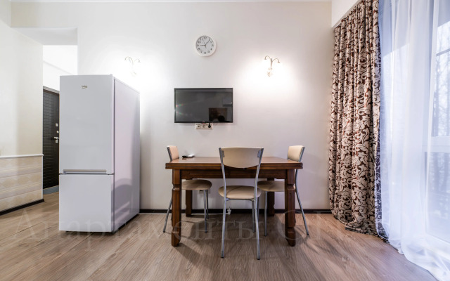 Oplot - S dvumya spal'nyami i vannoj 2 Apartments