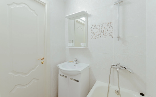 Квартира у Казанского Собора с Камином