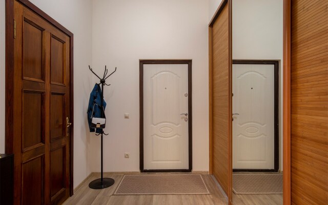 Квартира на Петровской Набережной