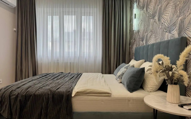 Апартаменты Аврора Широко Холодная 8, 4 этаж