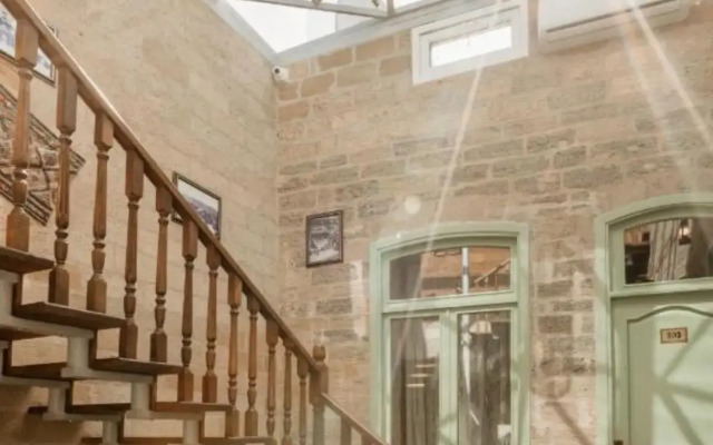 Sazeli Boutique Hotel