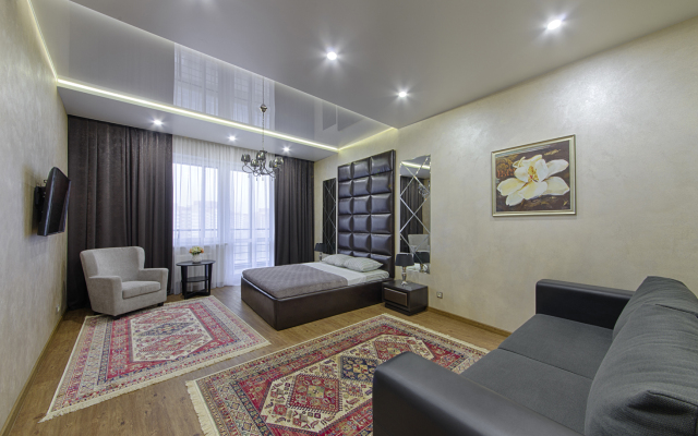 4-komnatnye HomeApart Kalvariyskaya, 16 Apartments