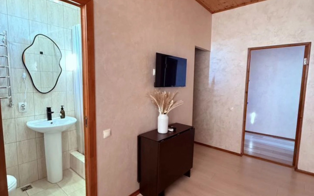 Na Ulitse Dubravskoy 3 Private house