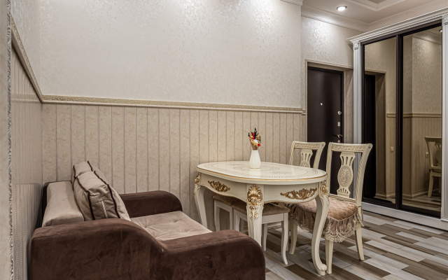 Apartamenty Standartnye s Balkonom i Krasivym Vidom v Sosnovom Lesu ot Kvartiruking