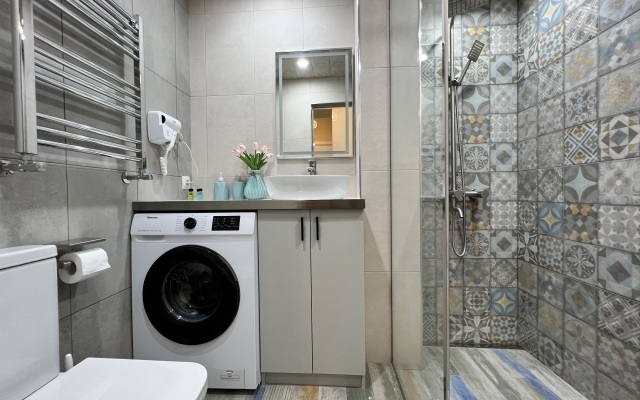 Stylish Apt 2 In City Center Apartments