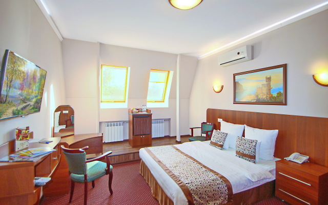 NeChaev Hotel