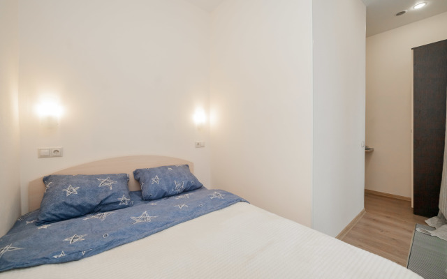 Studiya Ryadom S M. Vodny Stadion Apartments