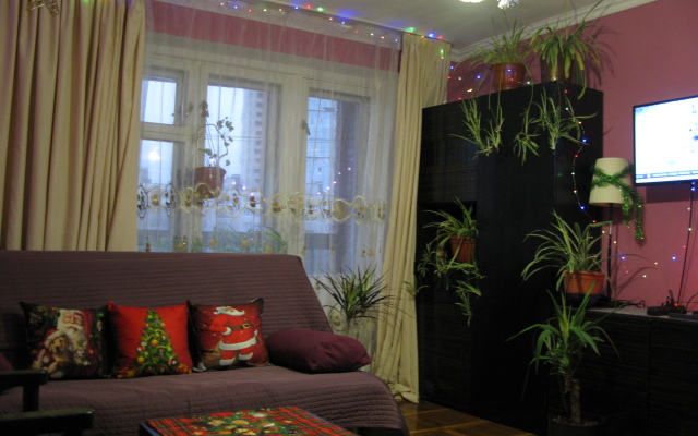 U Metro Bolshevikov Loft