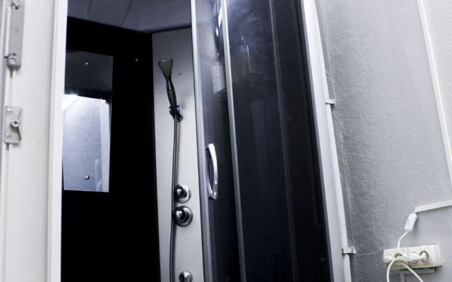 Квартира на Улице Старых Большевиков 18