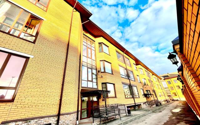Kvartira Ryadom S Naberezhnoy Reki Kama Apartments