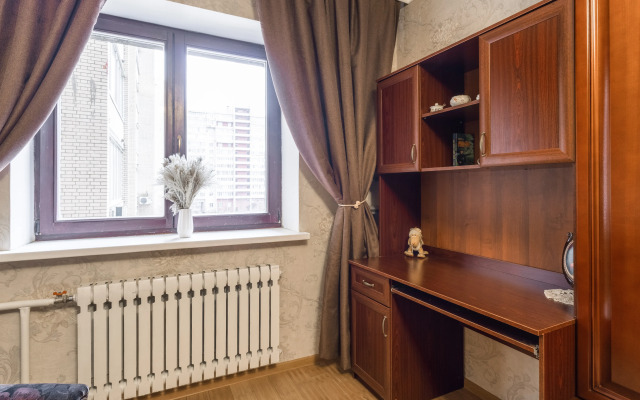 Neoklassika na Vasilyevskom Flat