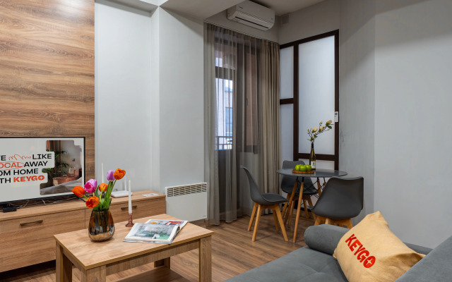 KeyGo №0128 I 1 Bedroom I Balcony I Near Park Apartments