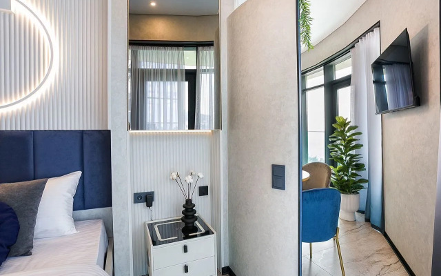 Na Ulitse Drazhinskogo 45A Flat