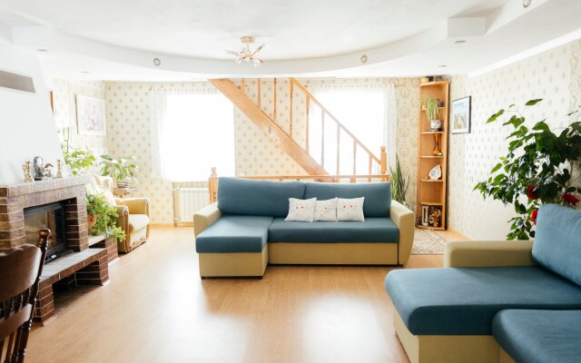 Tankhauz Lotos Na Beregu Reki Guest house