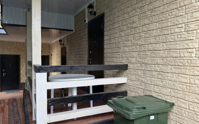 V St Vinogradny, 34 Flat