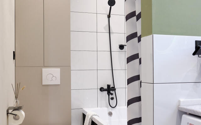 Na Naberezhnoy Ryadom S Termami Greenlife Flat