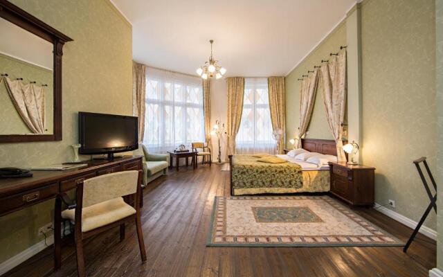 Отель Taanilinna Hotell