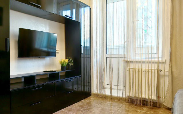 Апартаменты однушка Земля Трава