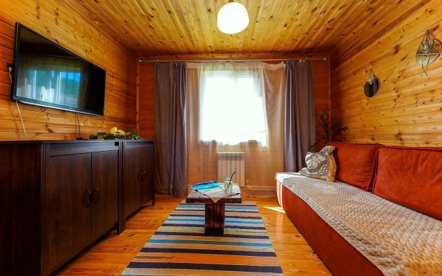 Частный Дом на Улице Полевой 2