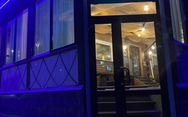 Flagman Hotel