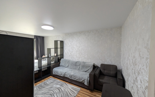 Svetlaya Ryadom s Tsentrom Goroda Flat