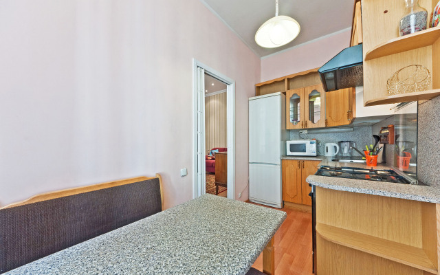 Na Mokhovoy Apartments