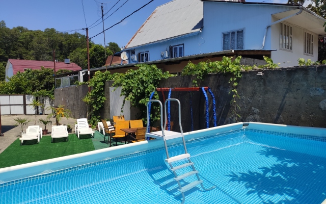 Nikol Guest House