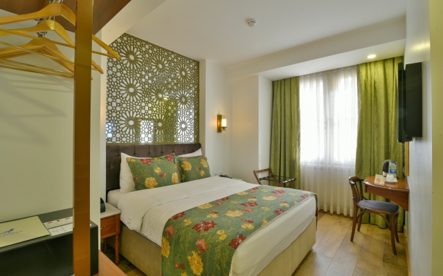 Istanbul Life Hotel