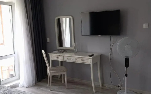 U Metro Flat