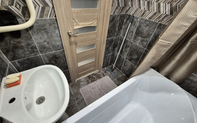 Ryadom S Yaroslavskim Shosse U Pushkinskogo Polya Flat