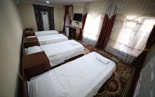 Firuza Guest House