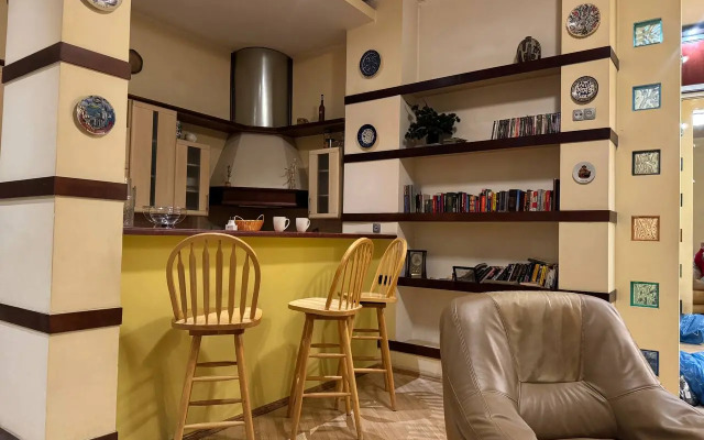 Квартира 3х Комнатная в Центре Москвы