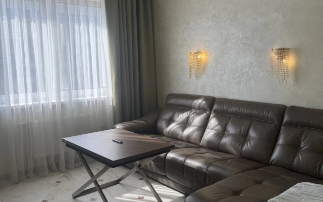 Prestizh (do 4 chel.) Apartments
