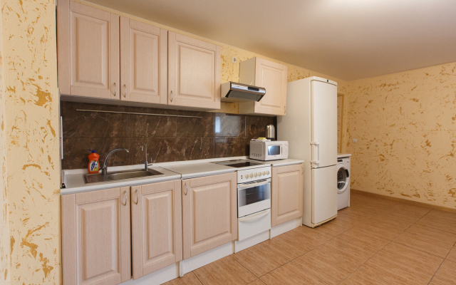 Family Apartment Na Prospekte Nauki