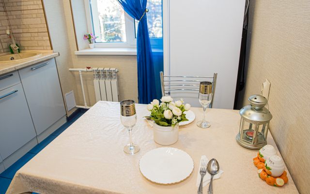 V Samom Tsentre Sochi S Novym Remontom Apartments