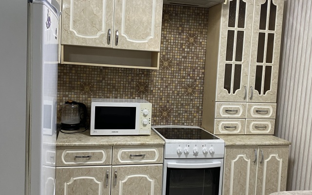 Uyutnaya Studiya Na Kommunisticheskom Prospekte Apartments