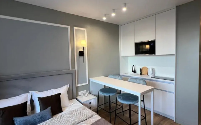 FortEstate 1646 Apartments