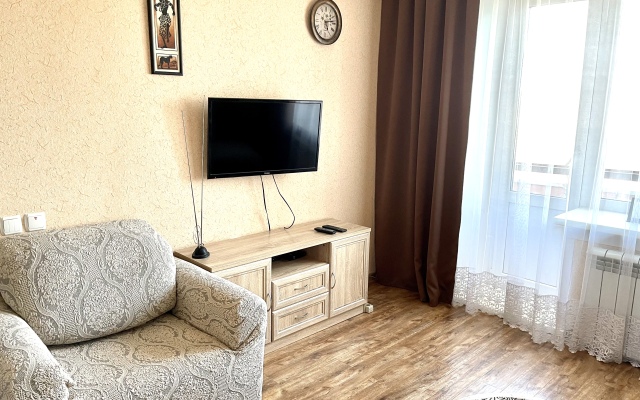 Studiya Na Tihonova Mirnydom Apartments
