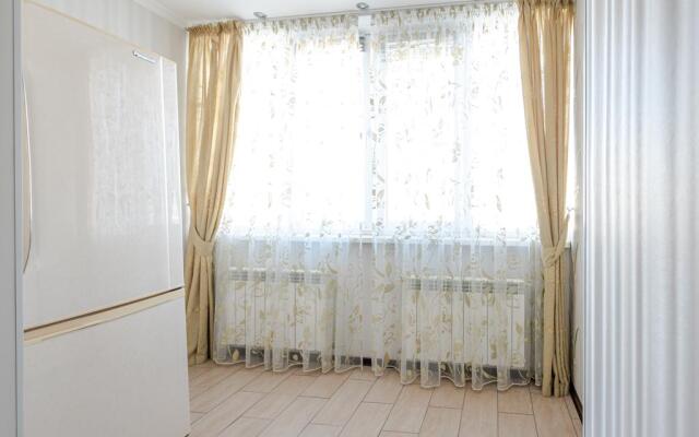 Dvuhkomnatnaya U Akvaparka Flat