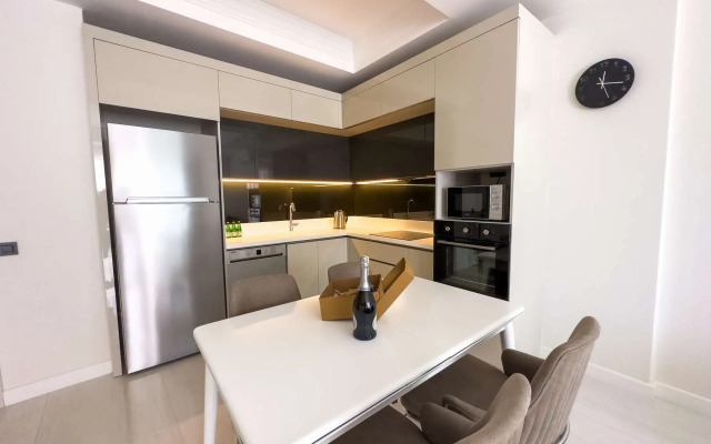 Qoople Azura World V 22 Apartments