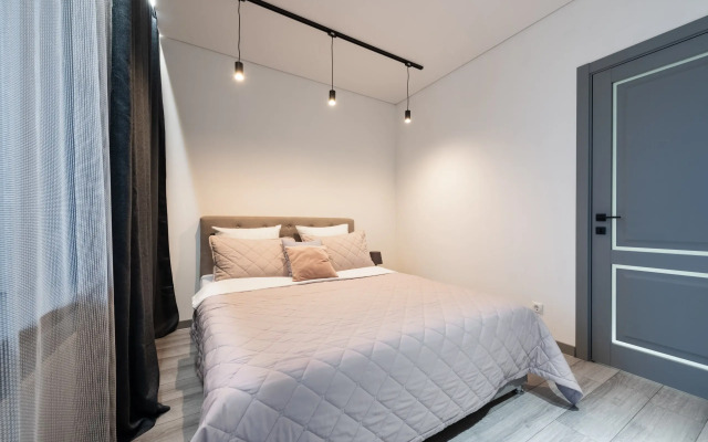 2-к кvartira ryadom s Dzh vokzalom Flat