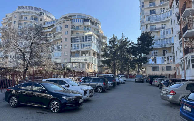 276 prostornaya u morya s balkonom Flat