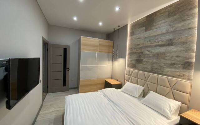 Apartment Three Styles near Tsvetnik