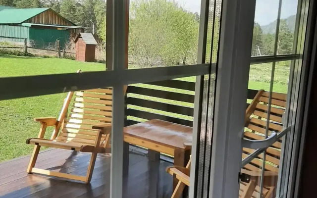 Izbushka Chalet