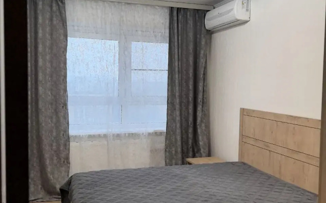 2-Kom.kv. Zelenaya Vertikal Flat
