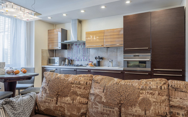 Квартира на Невзоровых