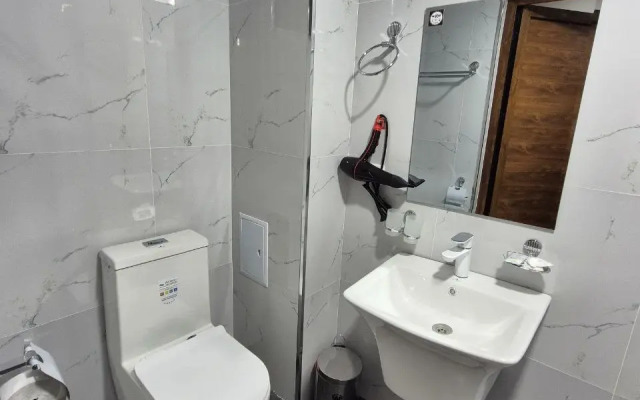 Samarkand Imron Hotel