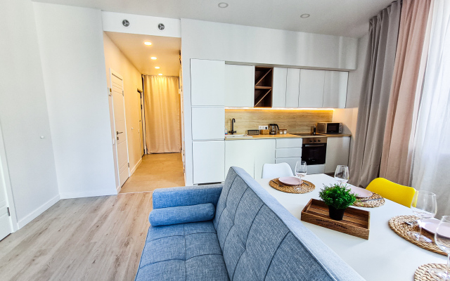 Skandinaviya three-room apartment with a gorgeous view of Moscow City Apartments