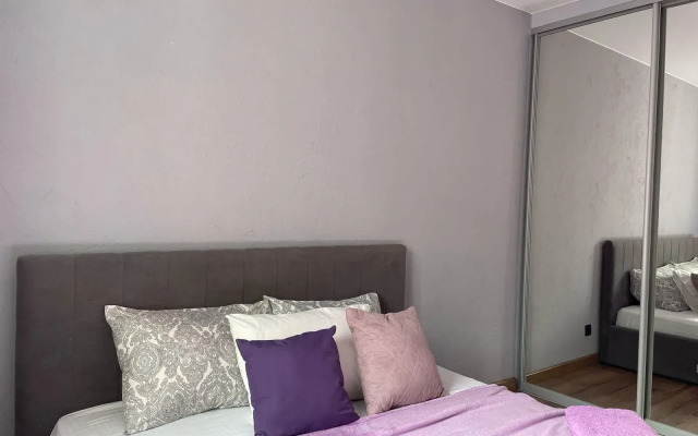 Yevrodvushka vozle Mamaeva Kurgana Flat
