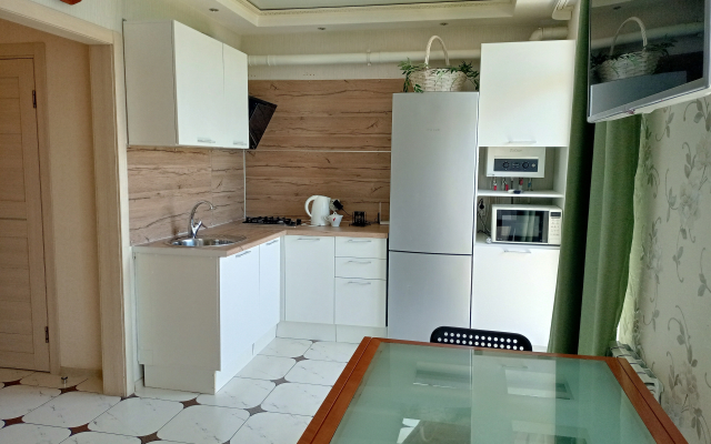 Na Pereletnoy 34 Apartments